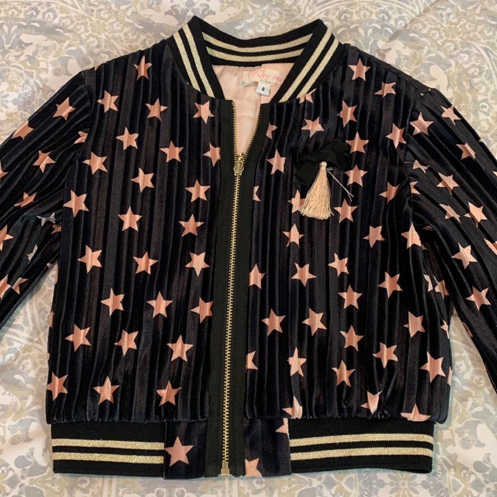 Star jacket. Size 4